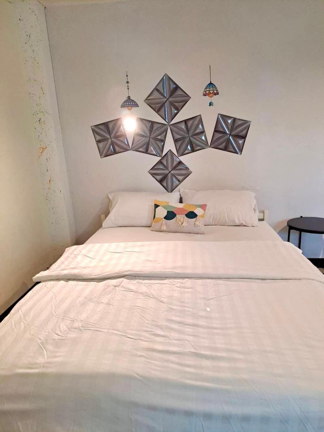 Wake Up @Lanta Hotel : Cafe Koh Lanta Exterior photo